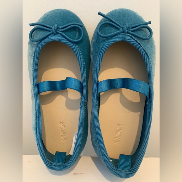 Gymboree crushed blue velvety toddler/girls dress shoes. Size 7. - Picture 3 of 4